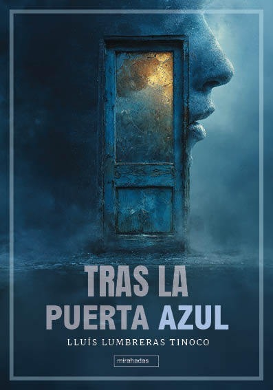 Tras la puerta azul